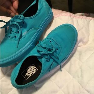 Used vans 6 men 7.5 women